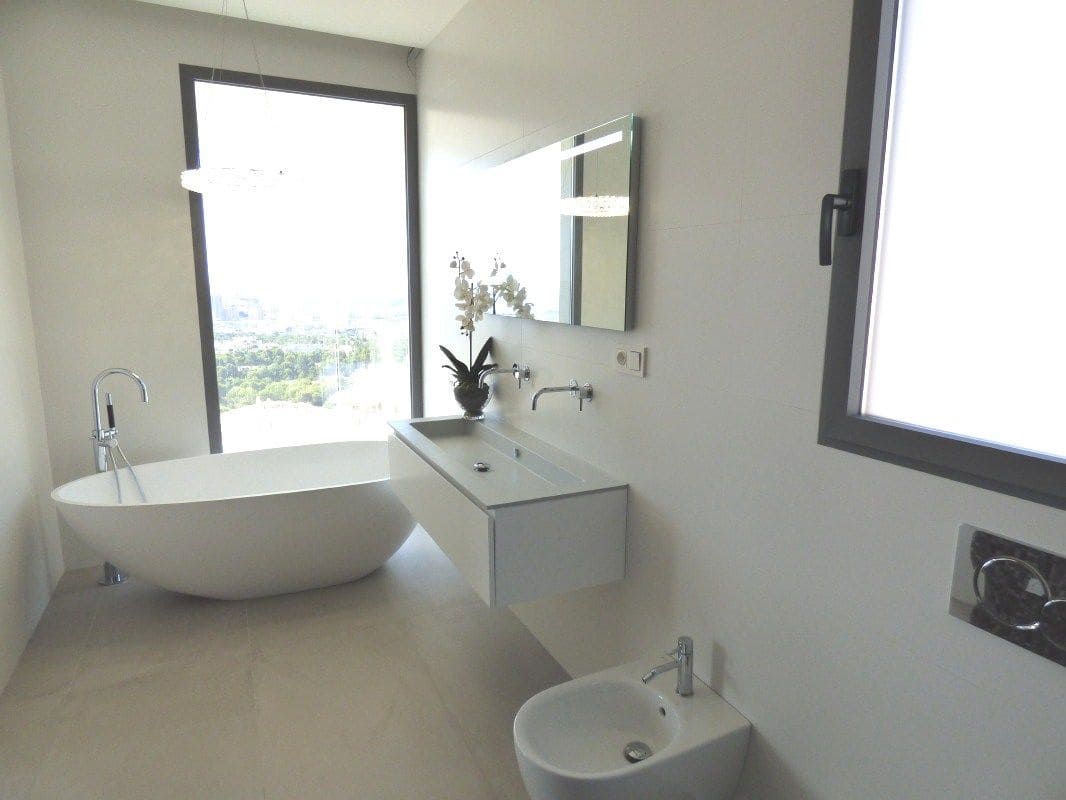 4 soverom Villa til salgs i Finestrat med svømmebasseng garasje - € 1 600 000 (Ref: 6303038)