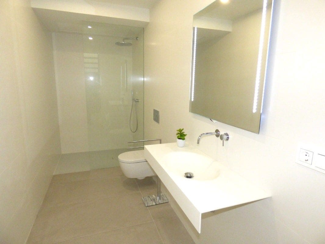 4 soverom Villa til salgs i Finestrat med svømmebasseng garasje - € 1 600 000 (Ref: 6303038)