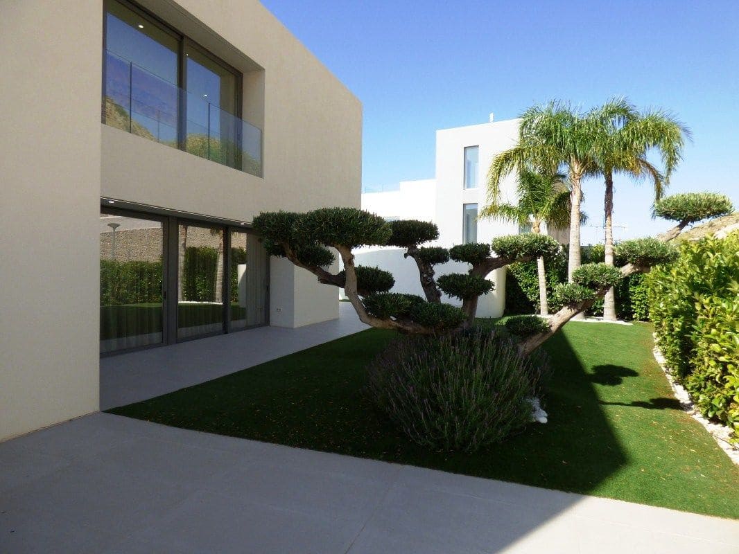 4 soverom Villa til salgs i Finestrat med svømmebasseng garasje - € 1 600 000 (Ref: 6303038)