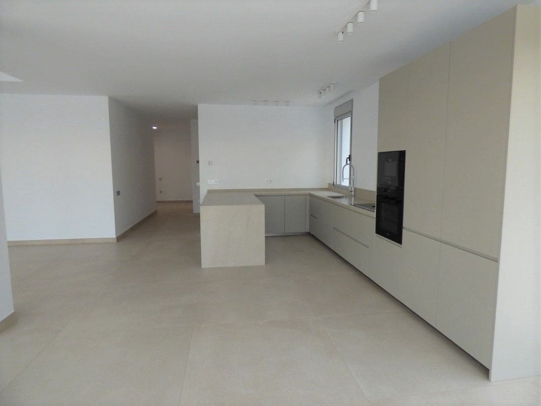 4 soverom Villa til salgs i Finestrat med svømmebasseng garasje - € 1 750 000 (Ref: 7346758)