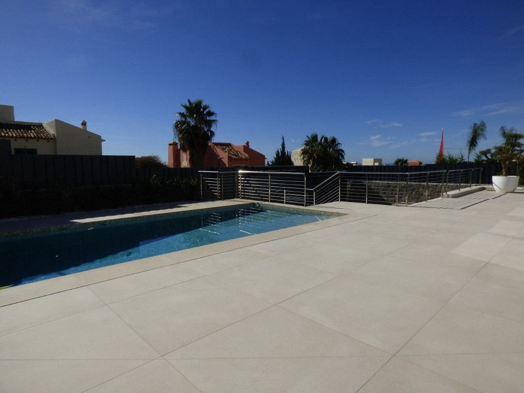 4 soverom Villa til salgs i Finestrat med svømmebasseng garasje - € 1 750 000 (Ref: 7346758)