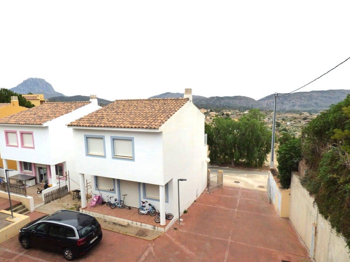 3 bedroom Villa for sale in Relleu with pool garage € 155,000 (Ref