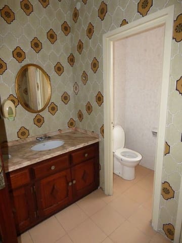 3 bedroom Commercial for sale in Albir, Alfaz del Pi / L'Alfàs del Pi with garage - € 395,000 (Ref: 8504026)