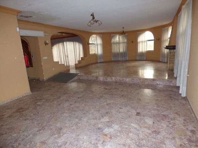 3 bedroom Commercial for sale in Albir, Alfaz del Pi / L'Alfàs del Pi with garage - € 395,000 (Ref: 8504026)