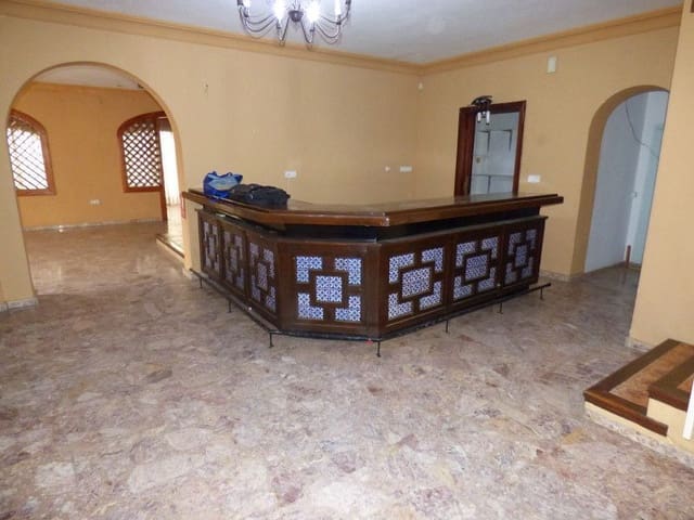 3 bedroom Commercial for sale in Albir, Alfaz del Pi / L'Alfàs del Pi with garage - € 395,000 (Ref: 8504026)