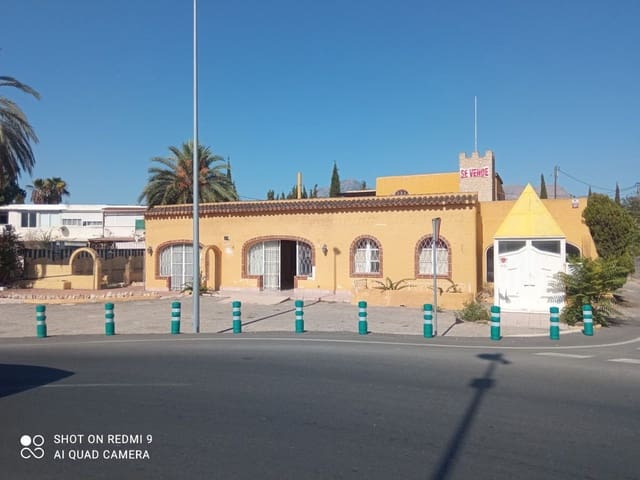 3 bedroom Commercial for sale in Albir, Alfaz del Pi / L'Alfàs del Pi with garage - € 395,000 (Ref: 8504026)