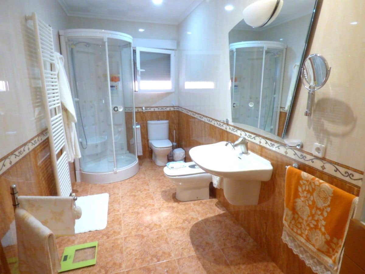 8 soveværelse Villa til salg i La Villajoyosa / Vila Joiosa med swimmingpool garage - € 650.000 (Ref: 8679511)