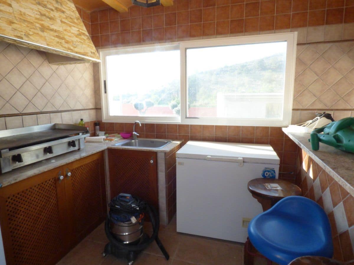 8 soveværelse Villa til salg i La Villajoyosa / Vila Joiosa med swimmingpool garage - € 650.000 (Ref: 8679511)