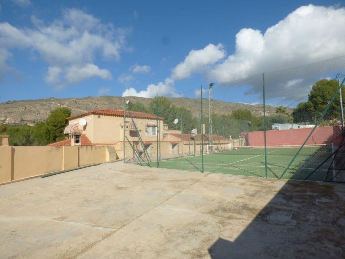 8 soveværelse Villa til salg i La Villajoyosa / Vila Joiosa med swimmingpool garage - € 650.000 (Ref: 8679511)