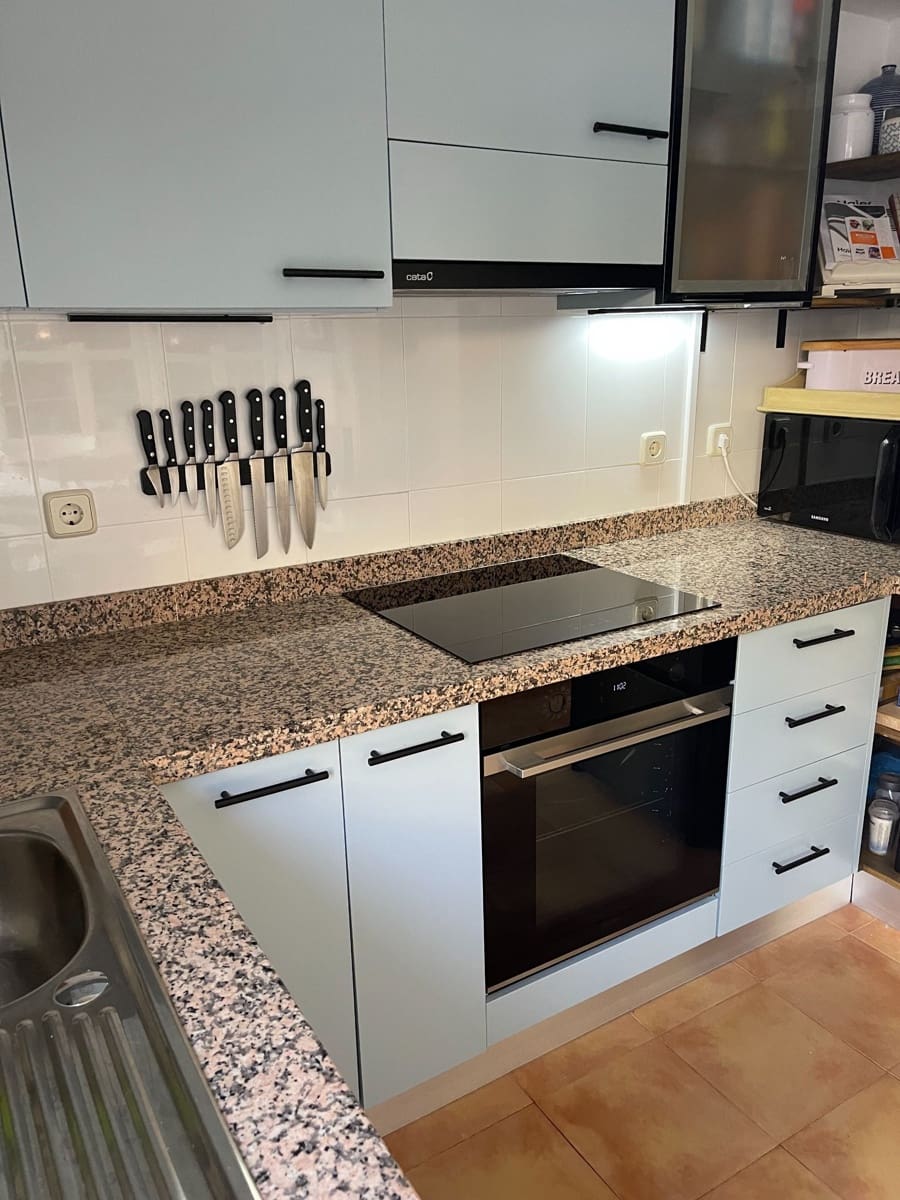 3 soverom Kjedet enebolig til salgs i Relleu med svømmebasseng garasje - € 245 000 (Ref: 9306305)