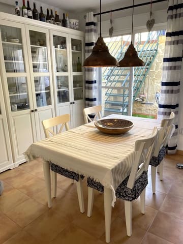 3 Zimmer Doppelhaus zu verkaufen in Relleu mit Pool Garage - 245.000 € (Ref: 9306305)