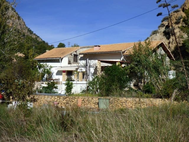 3 bedroom Villa for sale in Orxeta with garage - € 345,000 (Ref: 9382421)