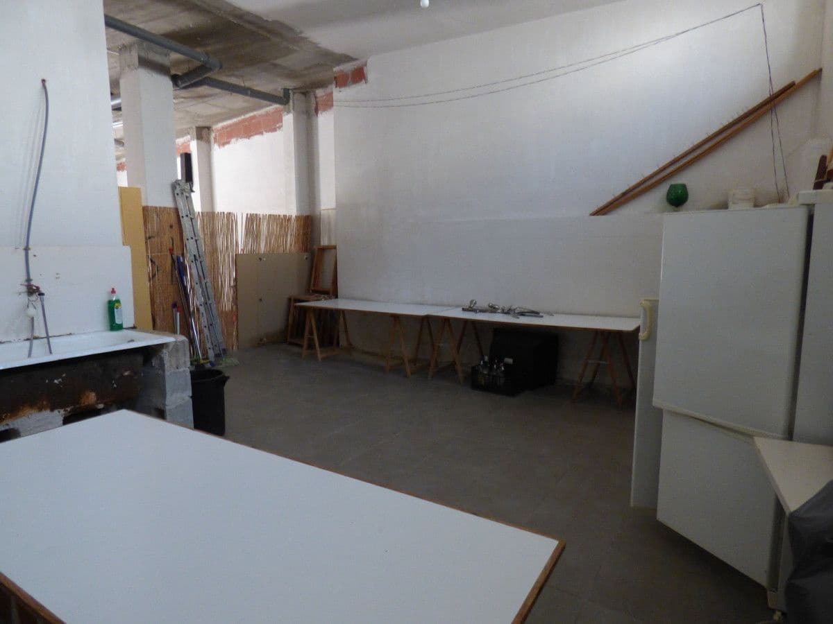 Commercieel te koop in Orxeta - € 150.000 (Ref: 9393888)