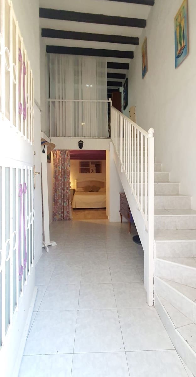 1 bedroom Townhouse for sale in La Villajoyosa / Vila Joiosa - € 121,000 (Ref: 9433204)