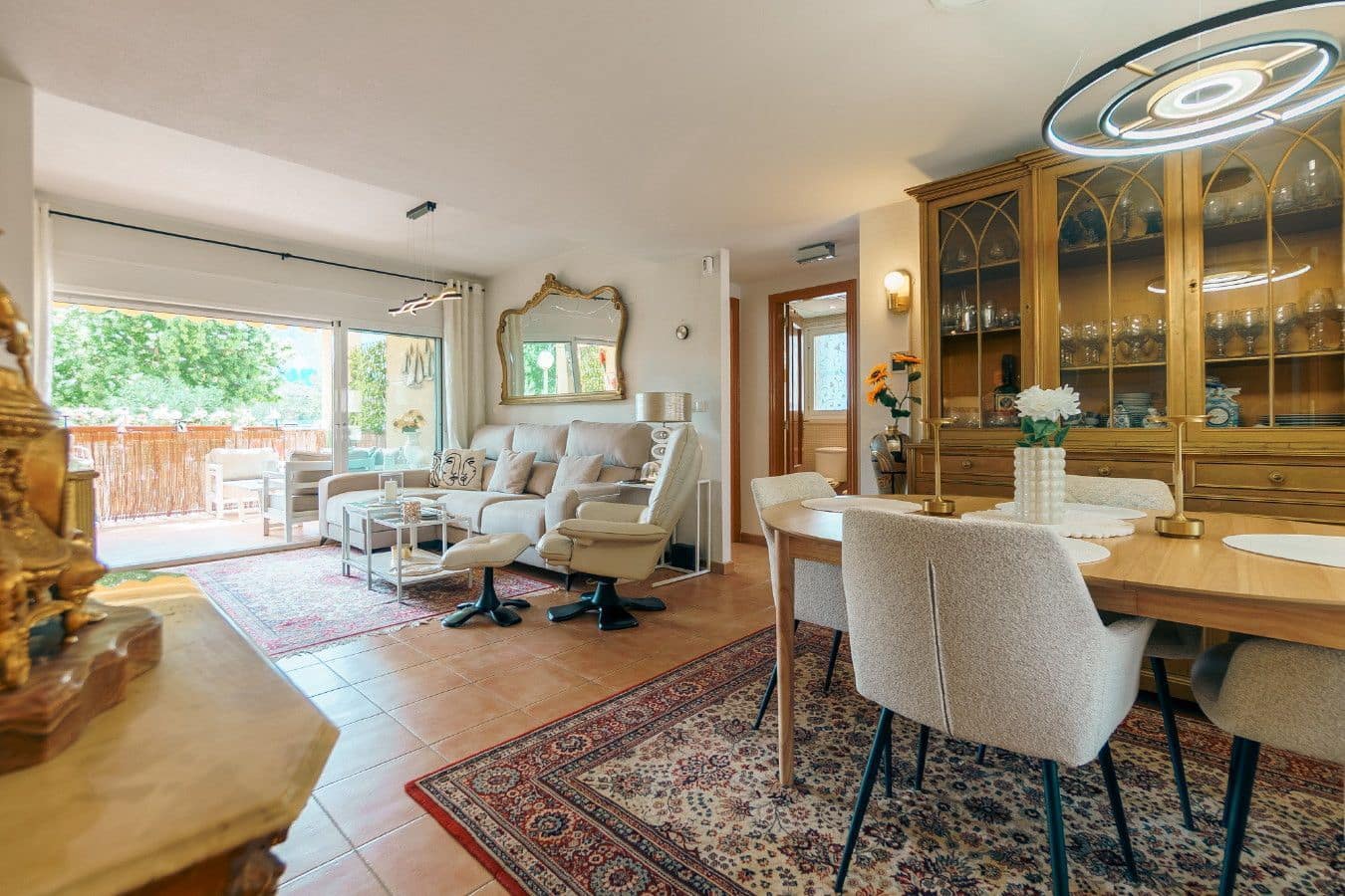 2 soverom Leilighet til salgs i Albir med svømmebasseng garasje - € 299 000 (Ref: 9448965)