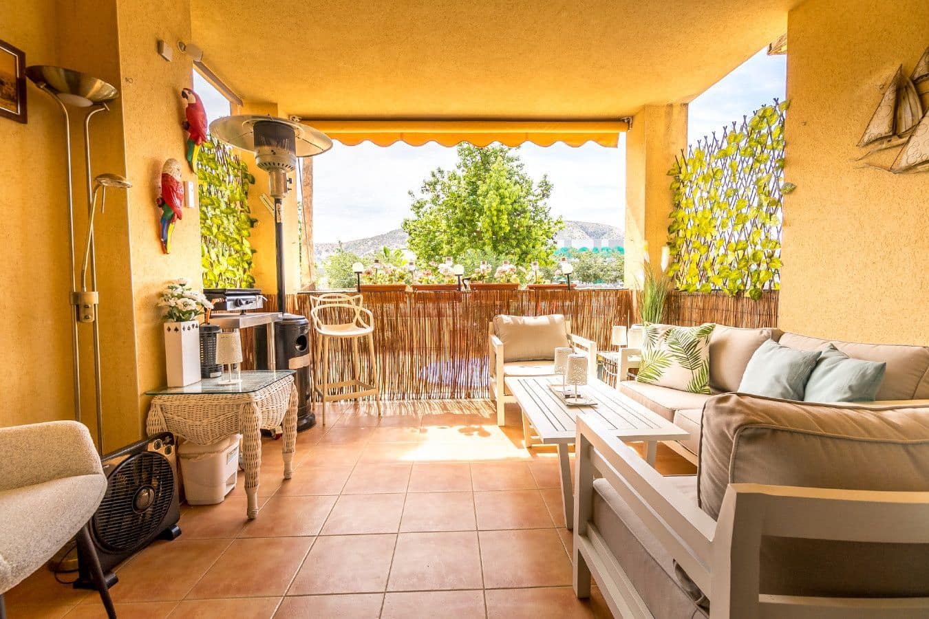 2 soverom Leilighet til salgs i Albir med svømmebasseng garasje - € 299 000 (Ref: 9448965)