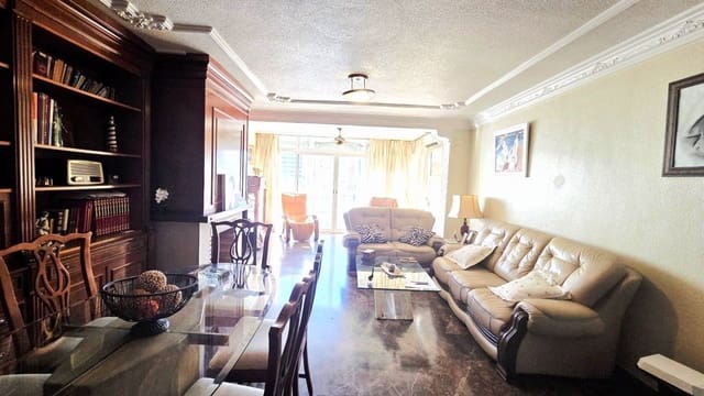 3 soveværelse Lejlighed til salg i Benidorm med swimmingpool garage - € 470.000 (Ref: 9530074)