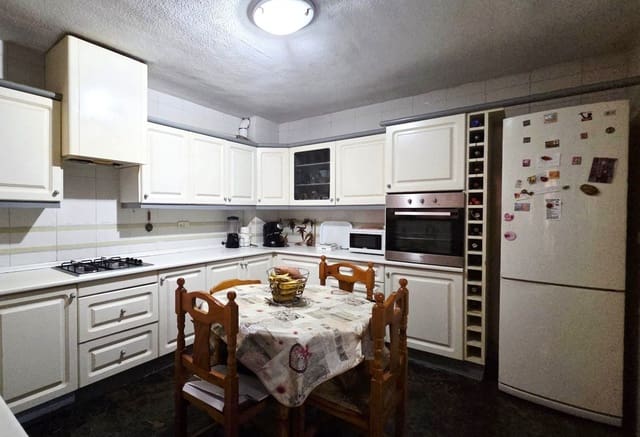 3 soveværelse Lejlighed til salg i Benidorm med swimmingpool garage - € 470.000 (Ref: 9530074)