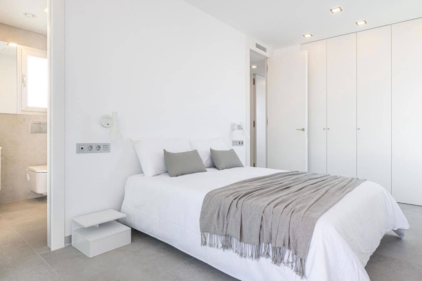 3 makuuhuone Huvila myytävänä paikassa Finestrat mukana uima-altaan 
autotalli - 695 000 € (Ref: 9590764)