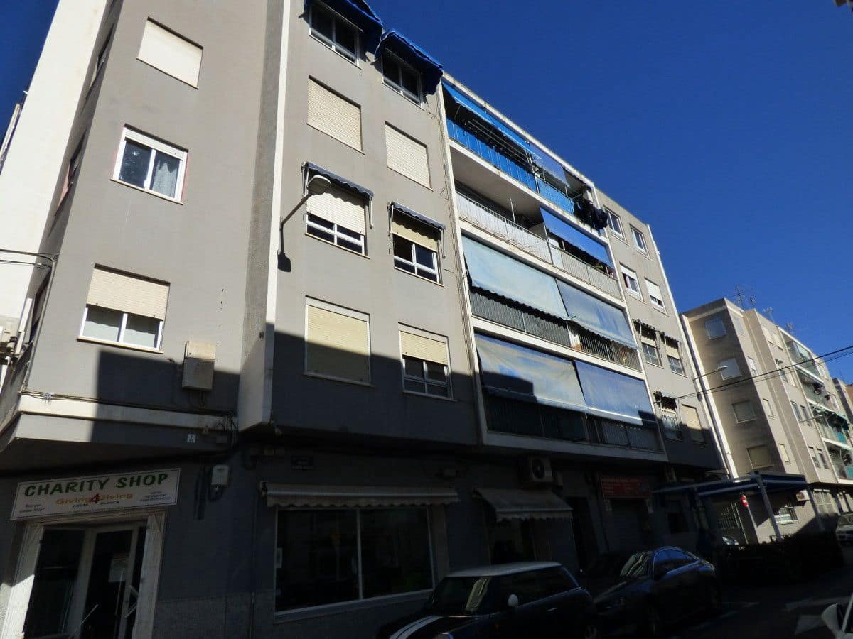 2 bedroom Apartment for sale in La Villajoyosa / Vila Joiosa - € 145,500 (Ref: 9611142)