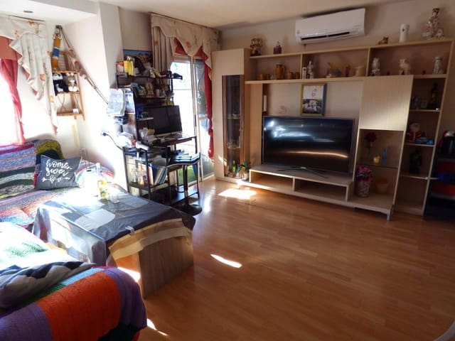 2 bedroom Apartment for sale in La Villajoyosa / Vila Joiosa - € 145,500 (Ref: 9611142)