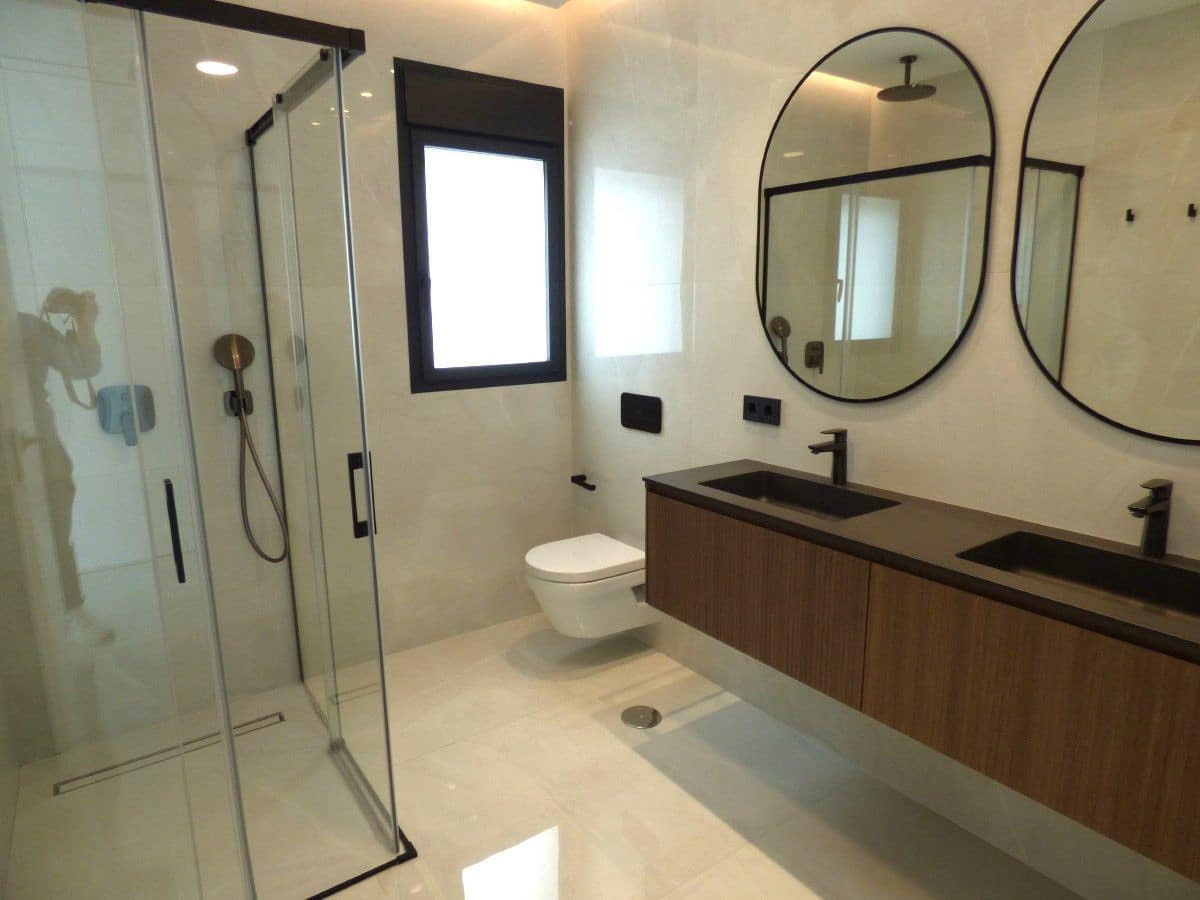 3 bedroom Villa for sale in Finestrat with pool garage - € 1,200,000 (Ref: 9655721)