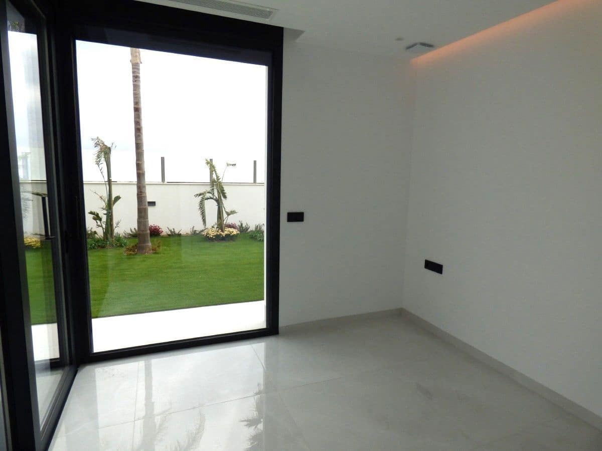 3 bedroom Villa for sale in Finestrat with pool garage - € 1,200,000 (Ref: 9655721)