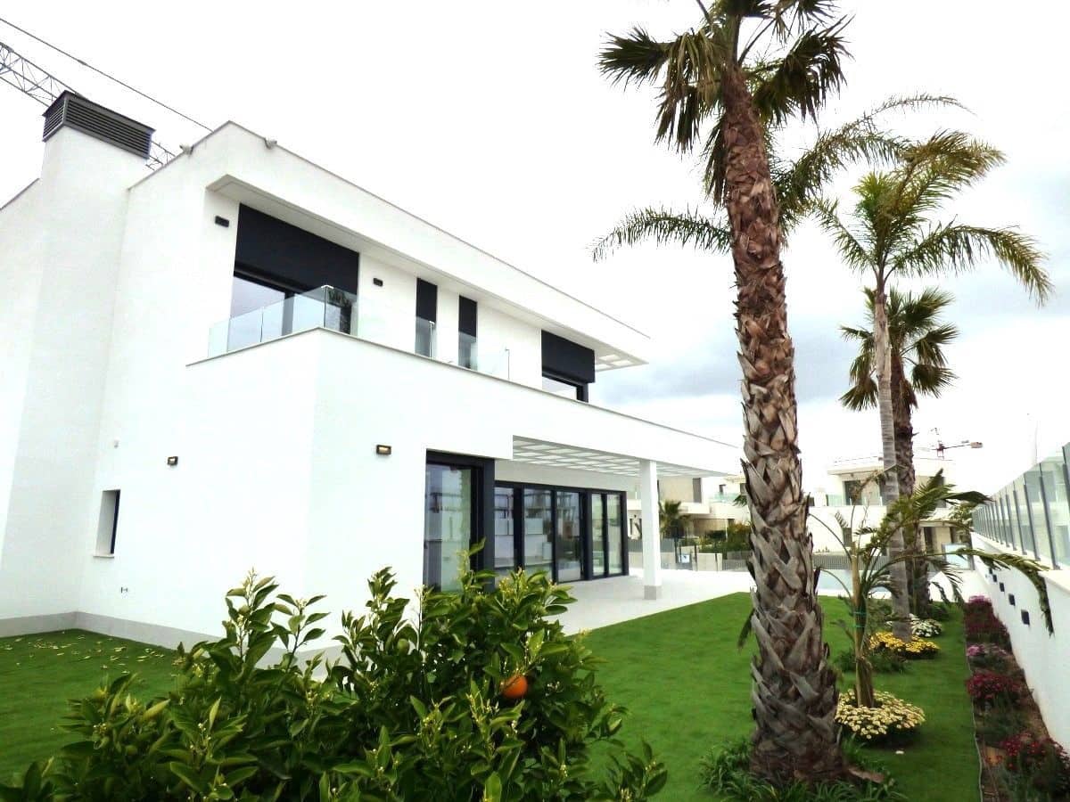 3 bedroom Villa for sale in Finestrat with pool garage - € 1,200,000 (Ref: 9655721)