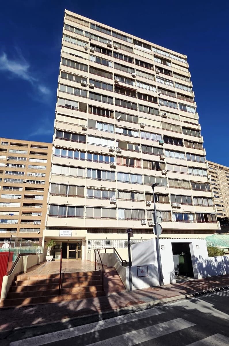 1 bedroom Apartment for sale in Benidorm with pool garage - € 178,500 (Ref: 9673882)