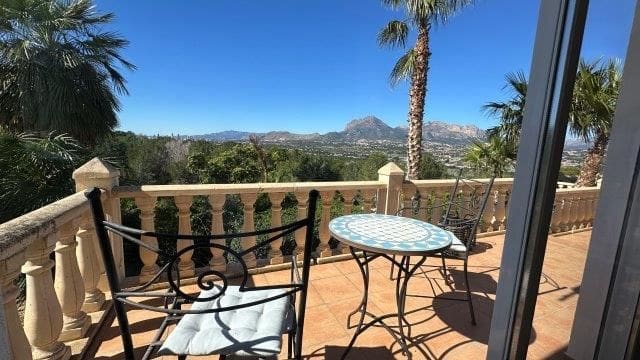 6 soveværelse Villa til salg i Albir med swimmingpool garage - € 2.950.000 (Ref: 9701357)