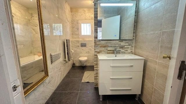 6 soveværelse Villa til salg i Albir med swimmingpool garage - € 2.950.000 (Ref: 9701357)