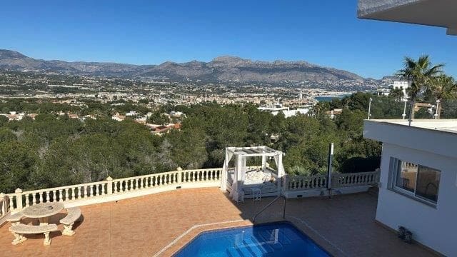 6 soveværelse Villa til salg i Albir med swimmingpool garage - € 2.950.000 (Ref: 9701357)
