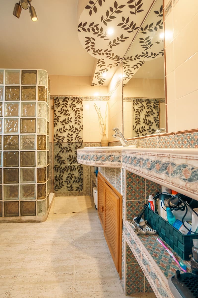 2 bedroom Villa for sale in La Nucia with pool garage - € 324,000 (Ref: 9707453)