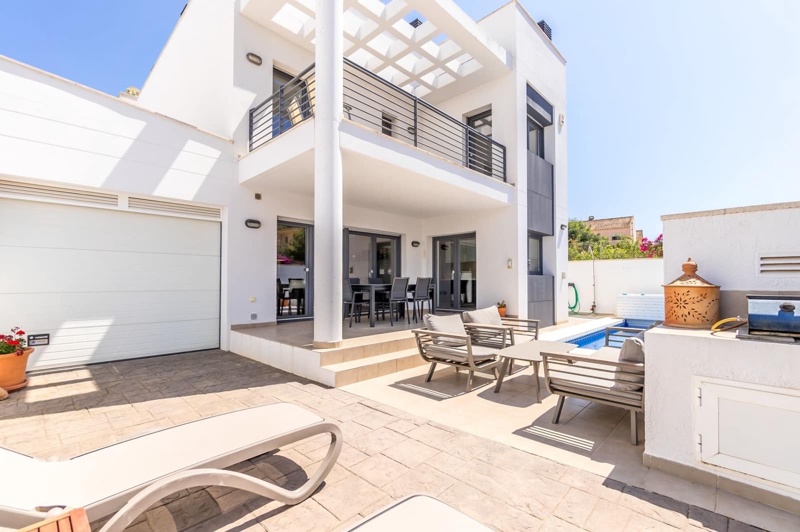 4 bedroom Villa for sale in Albir with pool garage - € 795,000 (Ref: 9714568)