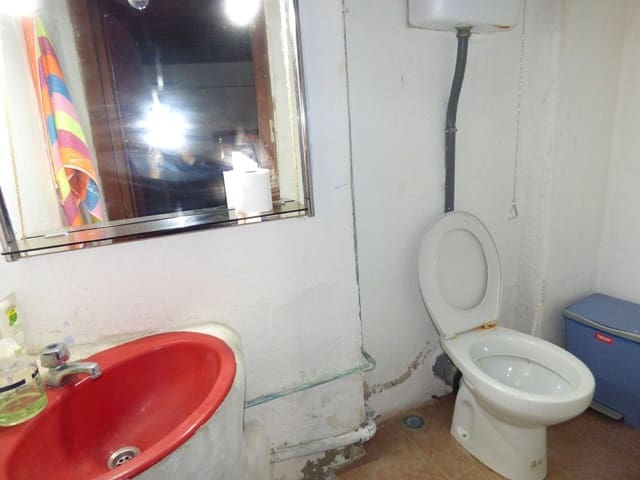 4 makuuhuone Omakotitalo myytävänä paikassa Relleu - 149 000 € (Ref: 9755363)