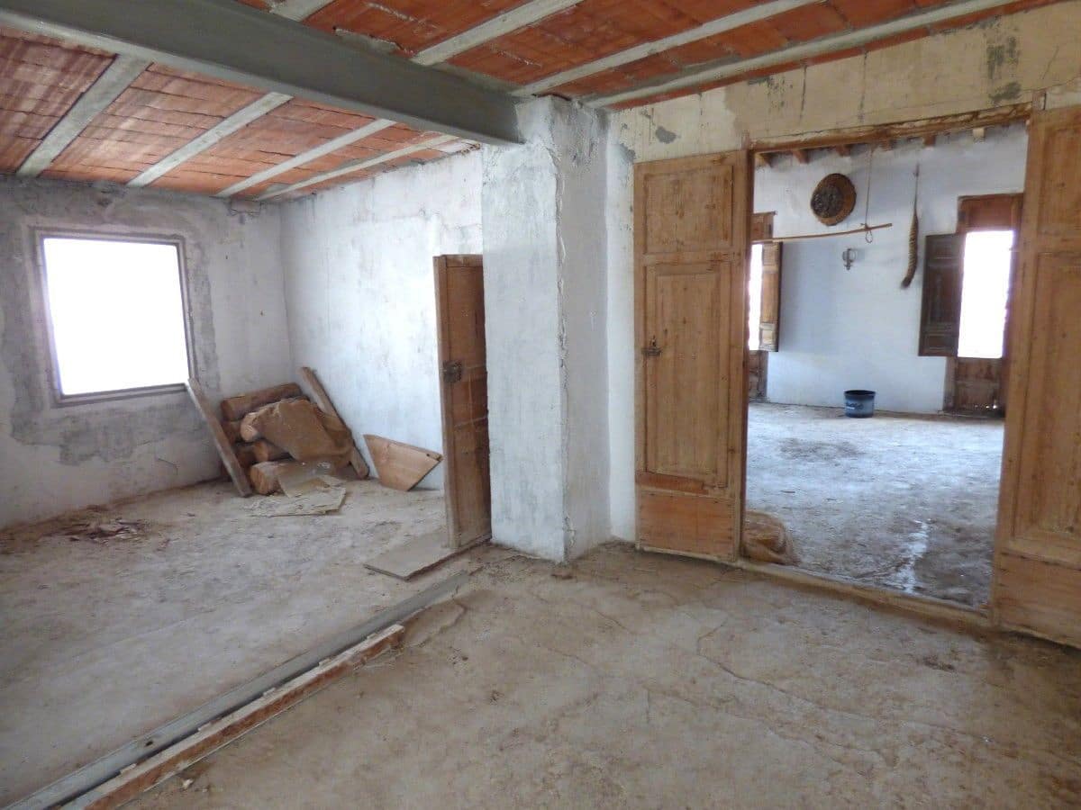 4 makuuhuone Omakotitalo myytävänä paikassa Relleu - 149 000 € (Ref: 9755363)