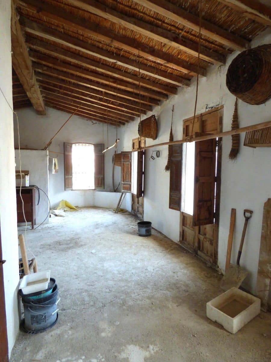 4 makuuhuone Omakotitalo myytävänä paikassa Relleu - 149 000 € (Ref: 9755363)