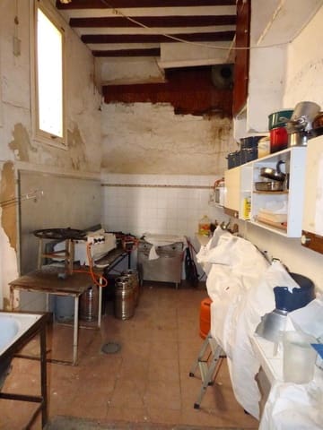 4 makuuhuone Omakotitalo myytävänä paikassa Relleu - 149 000 € (Ref: 9755363)