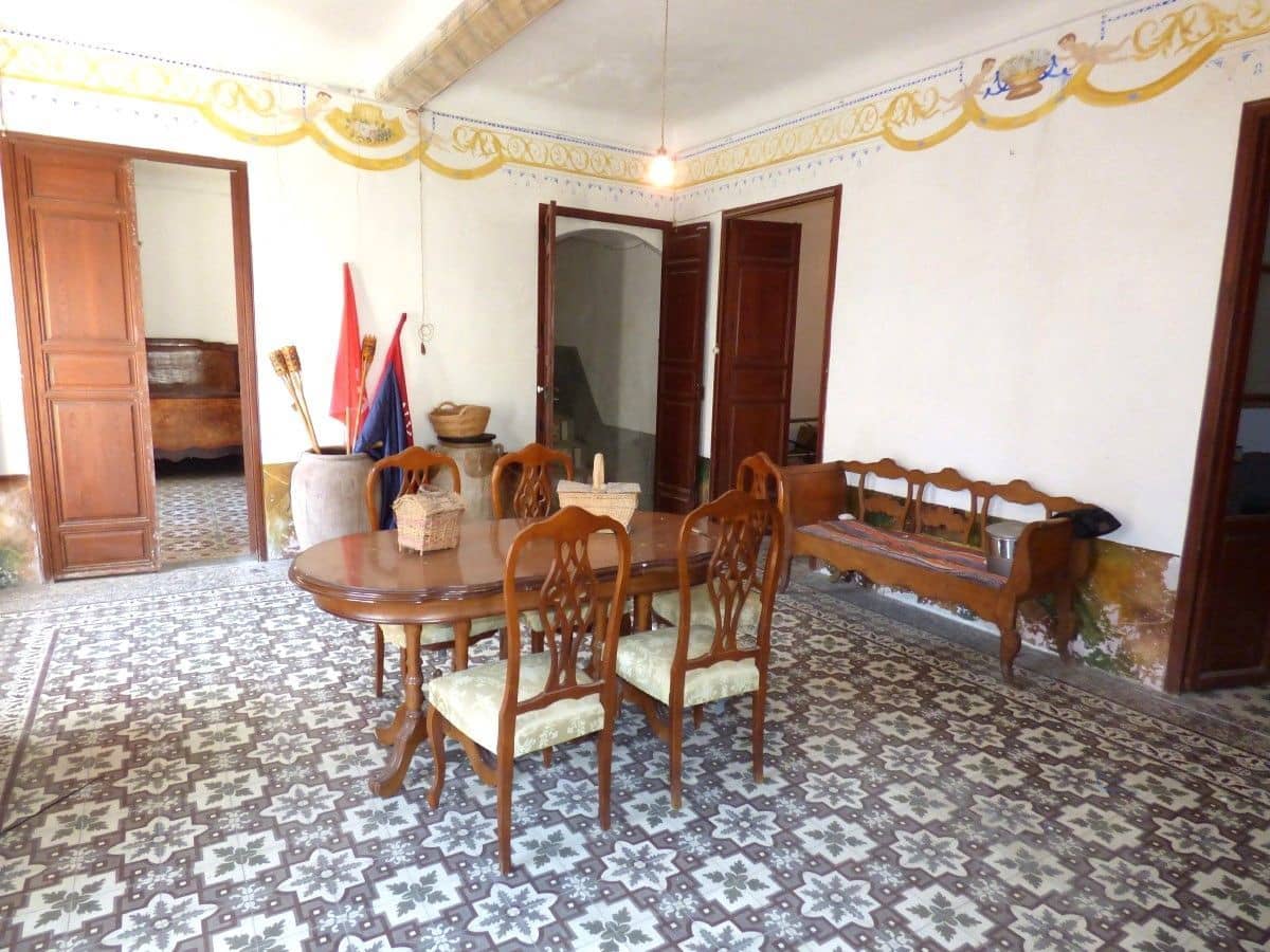 4 makuuhuone Omakotitalo myytävänä paikassa Relleu - 149 000 € (Ref: 9755363)