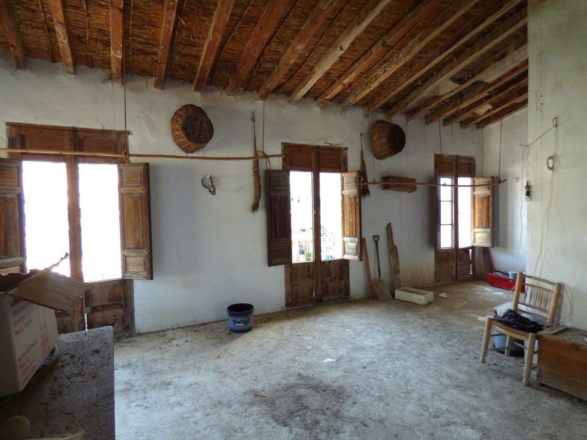 4 makuuhuone Omakotitalo myytävänä paikassa Relleu - 149 000 € (Ref: 9755363)