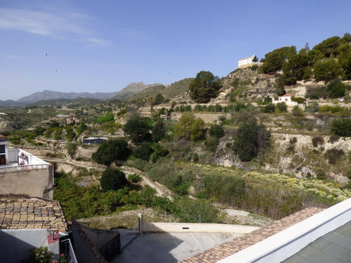 4 makuuhuone Omakotitalo myytävänä paikassa Relleu - 149 000 € (Ref: 9755363)