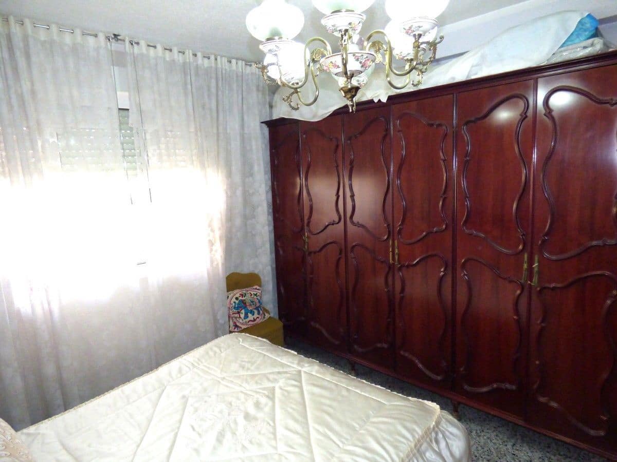 3 bedroom Apartment for sale in Benidorm - € 265,000 (Ref: 9761722)