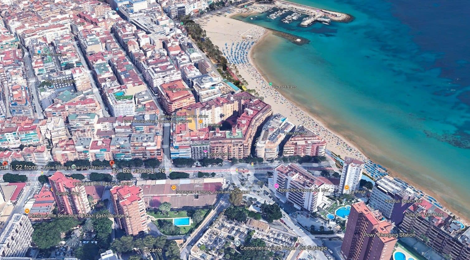 3 bedroom Apartment for sale in Benidorm - € 265,000 (Ref: 9761722)