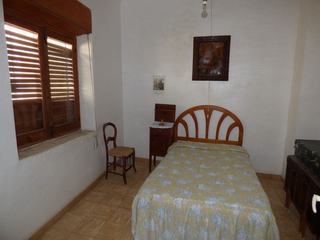 7 camera da letto Casa in vendita in Relleu - 135.000 € (Rif: 9788035)