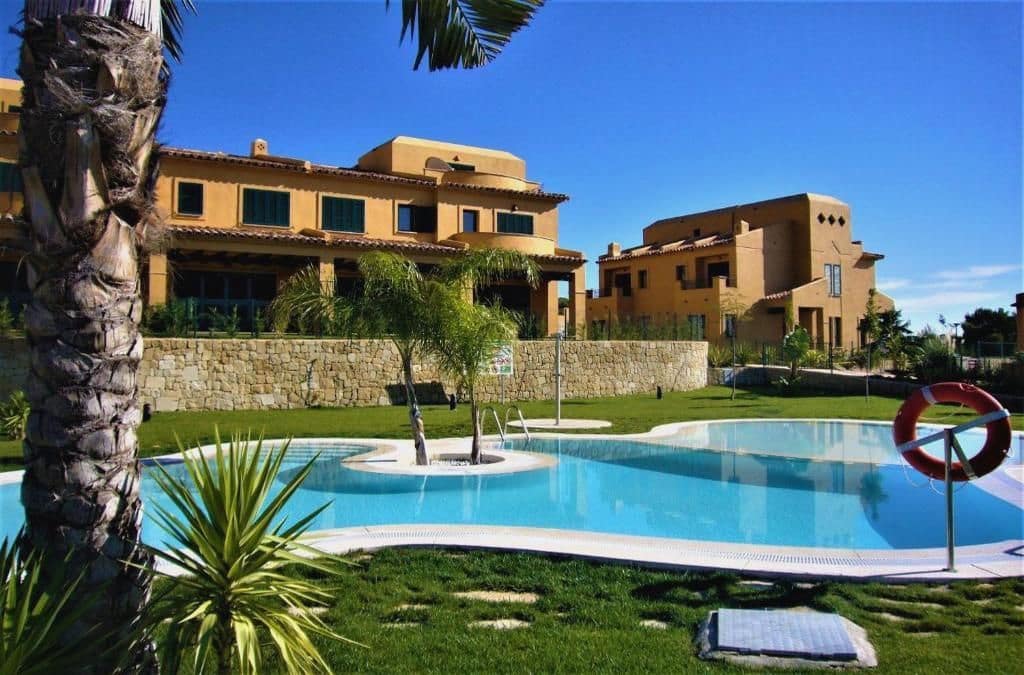 2 bedroom Semi-detached Villa for sale in Finestrat with pool garage - € 295,000 (Ref: 9788036)