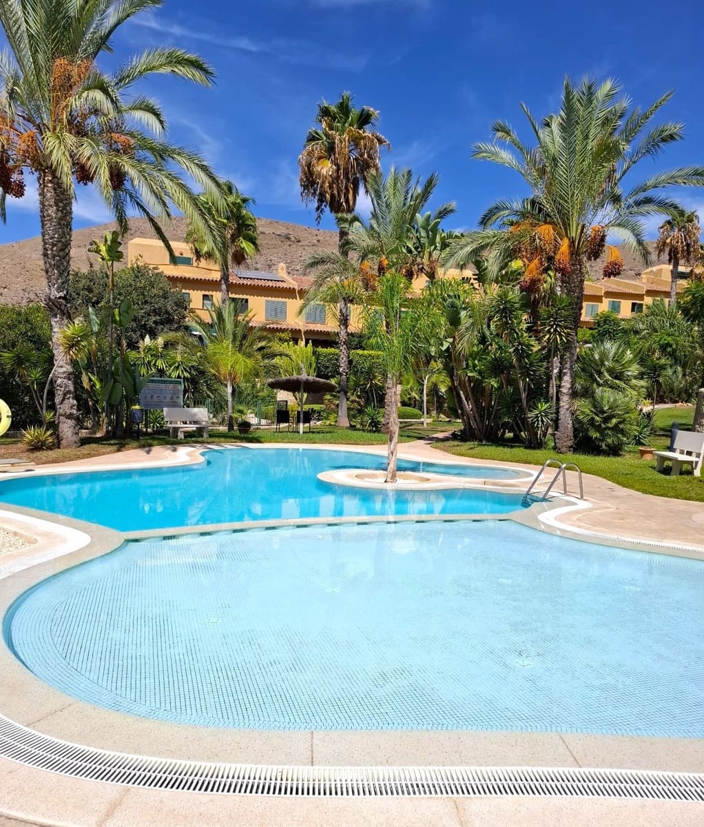 2 bedroom Semi-detached Villa for sale in Finestrat with pool garage - € 295,000 (Ref: 9788036)