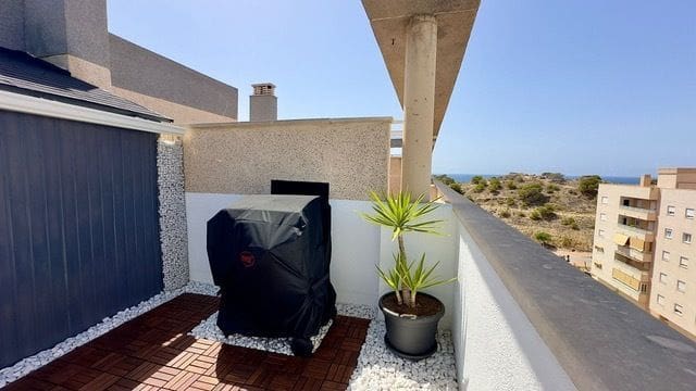2 soveværelse Penthouse til salg i La Villajoyosa / Vila Joiosa med swimmingpool garage - € 465.000 (Ref: 9788040)