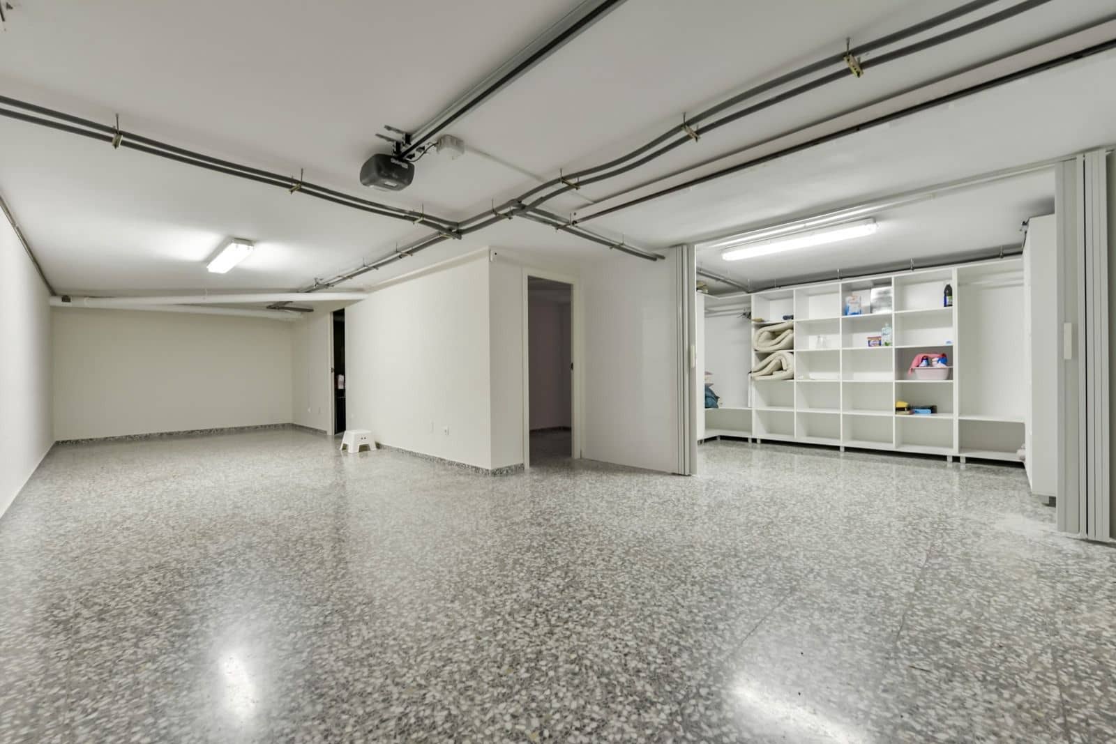 4 makuuhuone Huvila myytävänä paikassa Finestrat mukana uima-altaan 
autotalli - 950 000 € (Ref: 9796846)