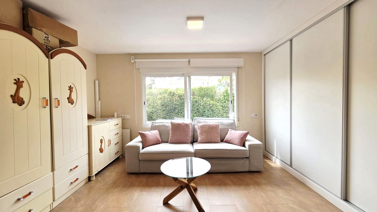 4 Zimmer Villa zu verkaufen in La Nucia mit Pool Garage - 598.000 € (Ref: 9811299)