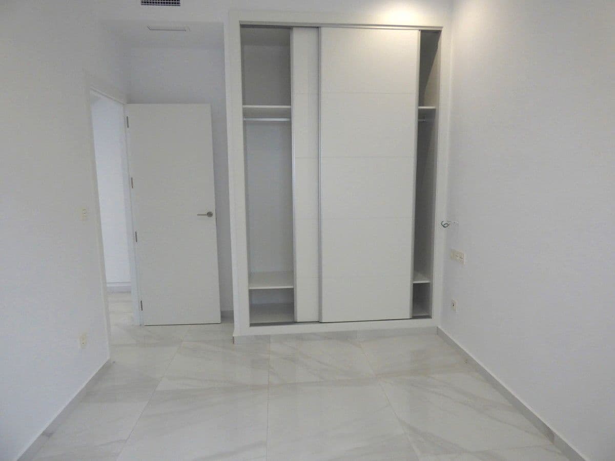 3 Zimmer Villa zu verkaufen in Polop mit Pool Garage - 489.000 € (Ref: 9827086)